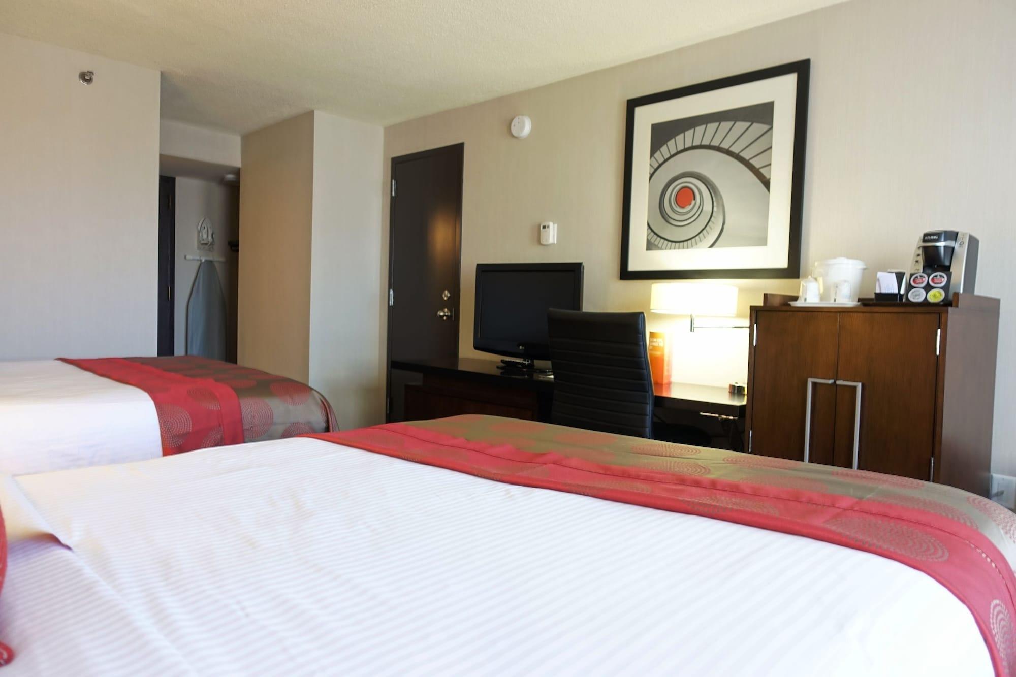 Ramada Plaza By Wyndham Regina Downtown Hotel Eksteriør billede