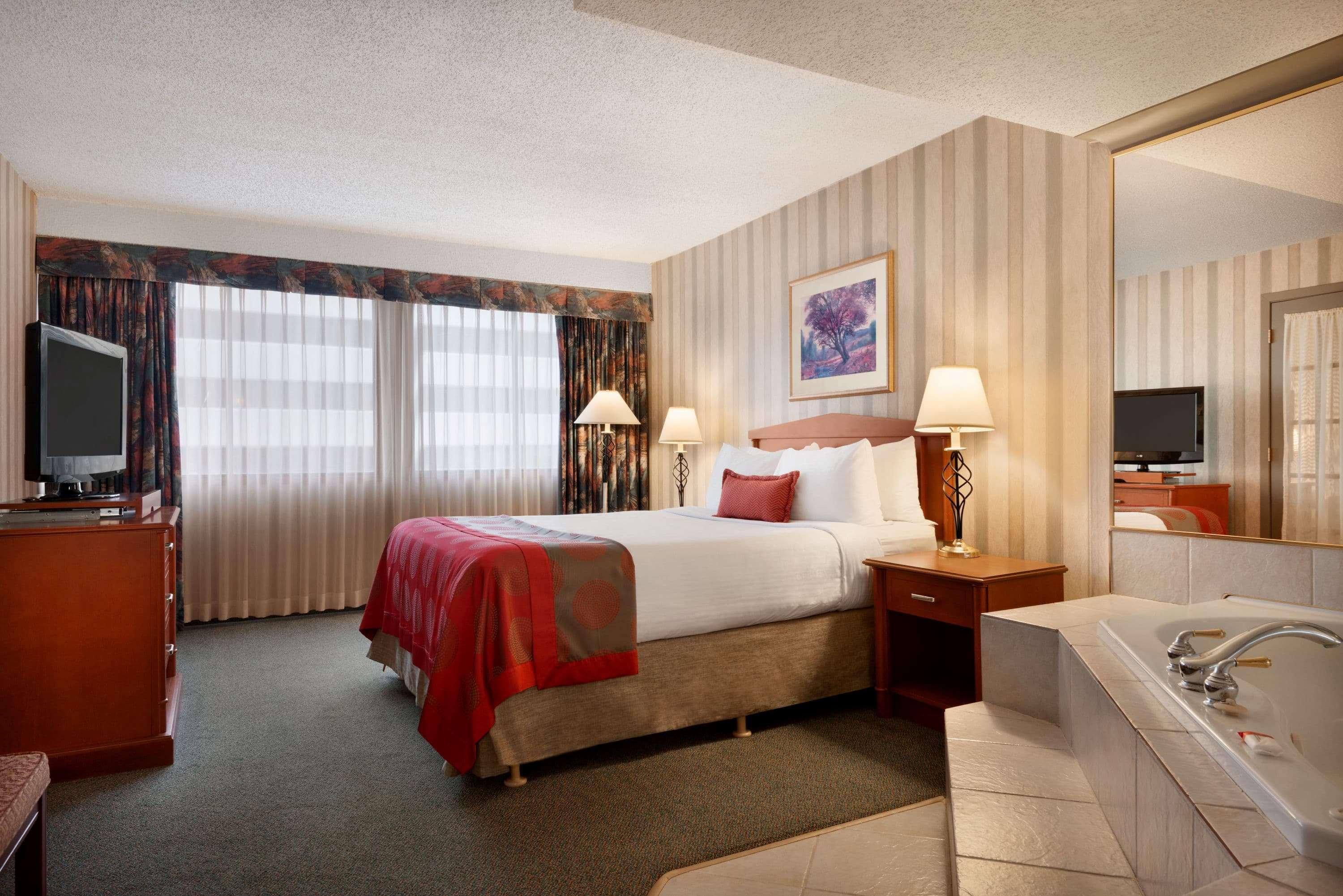 Ramada Plaza By Wyndham Regina Downtown Hotel Eksteriør billede