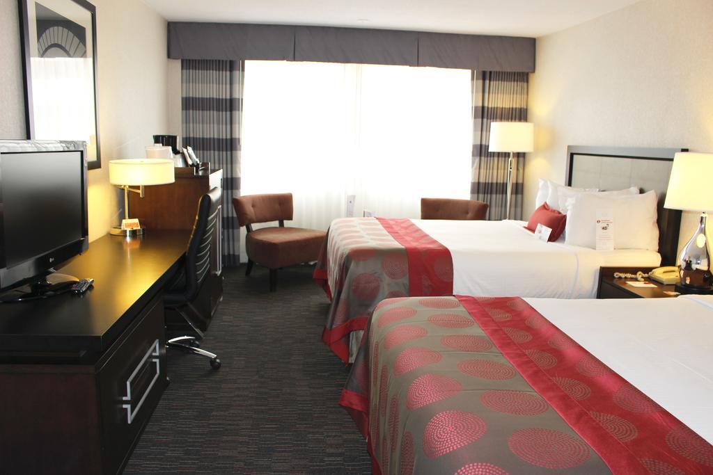Ramada Plaza By Wyndham Regina Downtown Hotel Eksteriør billede